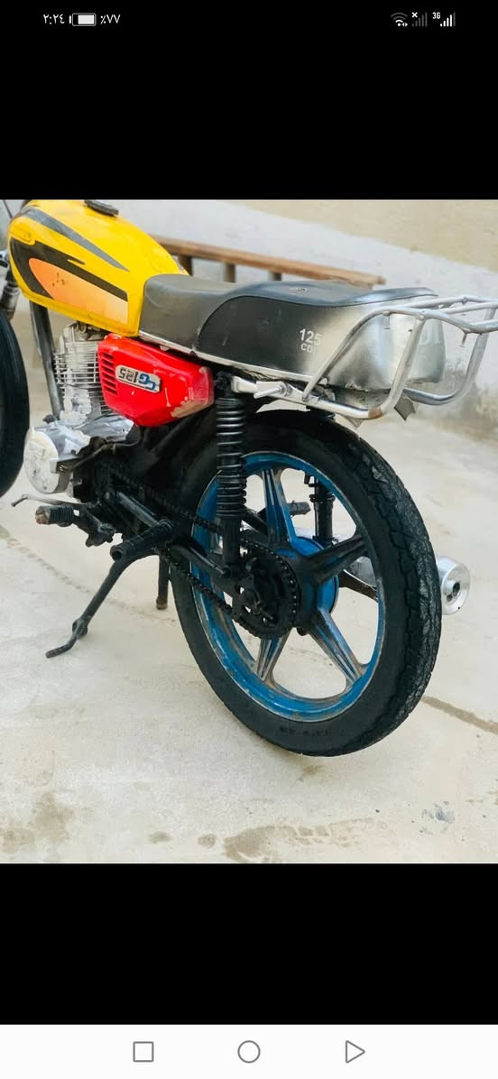 السلام عليكم دراجه بارت بيه تبخير( عوزه بستم) دراجه مرتبه تواير وياله جدد المكان الفهود تقاطع سيد يوشع للتواصل *********** ادوات ادوات
السعر200 وبيه مجال للشراي يشلع اعيوني
