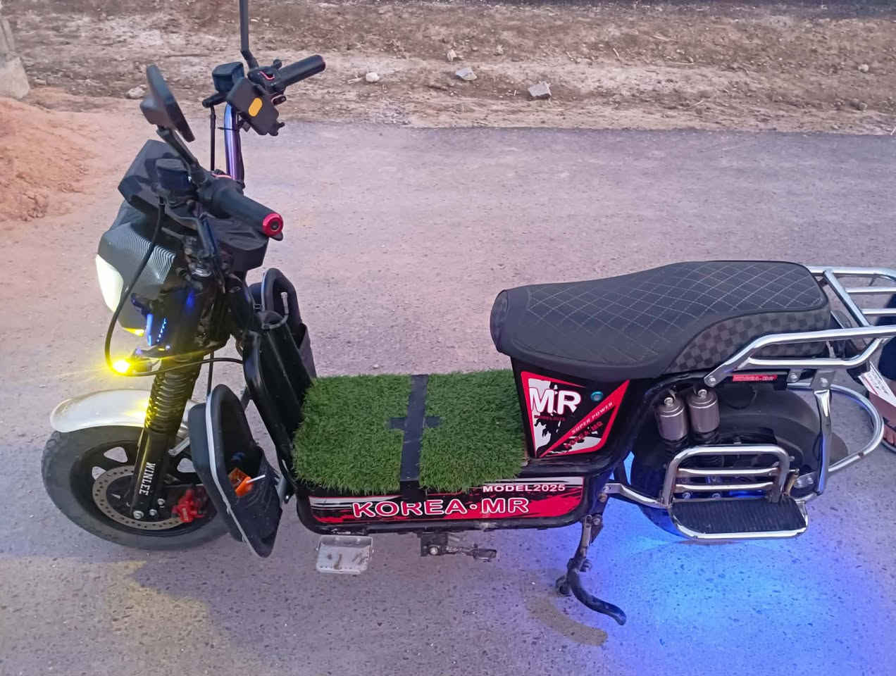 مكلف بنشر موطور شحن جبلي موديل 25 بطاريات عل فحص مكفول من كلشي السعر 700 وبي مجال اتصل ***********
