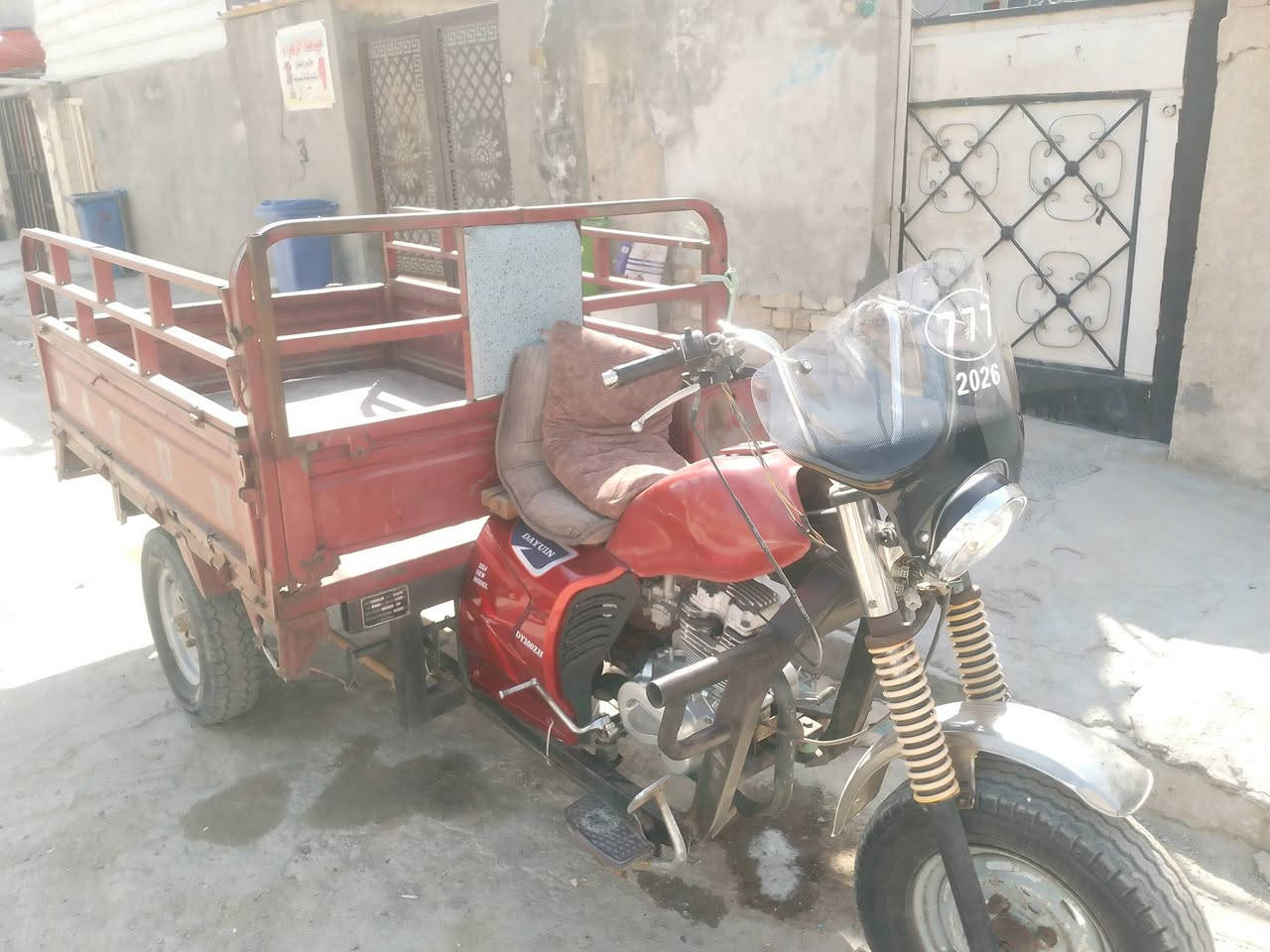 ستوت للبيع 650 عنوان الزعفرانيه دور الشرطه ***********
