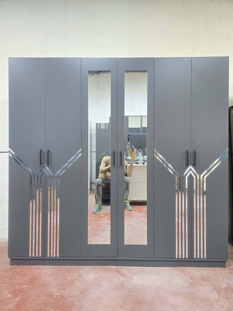 غرفه ترڪي مستخدم 💗
6قطع 💗
نضافه 100بل 💯
نضام ابواب💗 
السعر  525قفل 💗
مع شد🪛 ونقل 🚚  مجاني💯💯💯
***********
