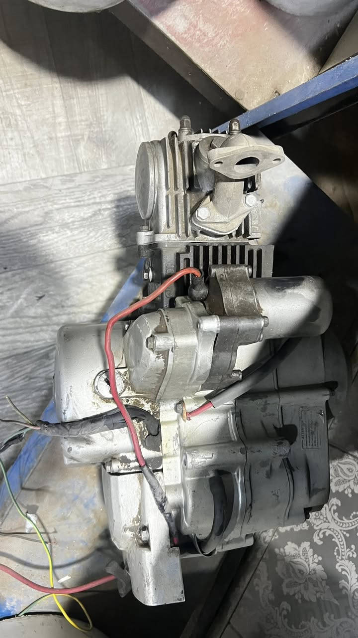 مكينه مال رباعيه للبيع مكينه كله جديد ولفات وبوشه وسلندر كله جديدالسعر 125 وبيها مجال العنوان الشعب حي سومر ***********
