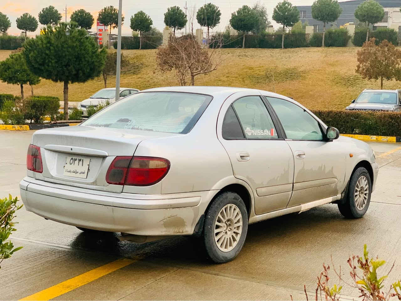 سڵاوی خوای  گەورە لە هەمولایەک
سەنی تۆماتیک  بڕاوە بڕاوە
مۆدێل ٢٠٠٣
چوار تایەی تازە
قوفڵ مەرکەزیو کۆنترۆڵ
پێشی تازە داگیراوە
تەبرید ساردو گەرم
کارەبای هەموو گیانی ئیشەکات
گێڕو مەکینە بە شەرت
ئاڵو گۆر ناکەم بەس فرۆشتن
٣٧گەڵس قفڵی
لە سلێمانیم
***********
*********** السليمانية, العراق
