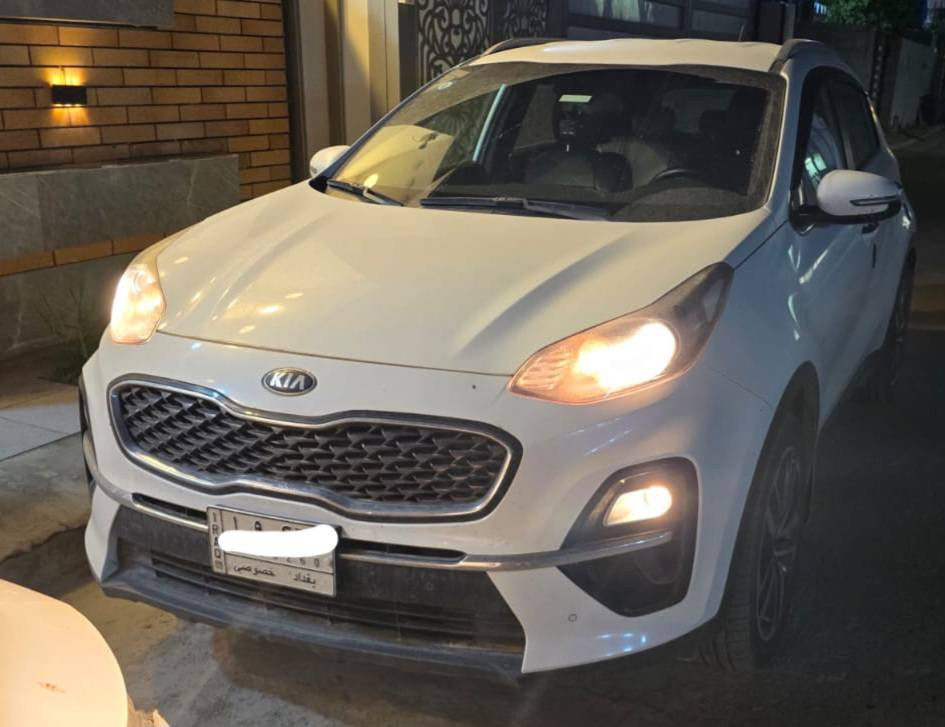 سبورتج  2019  شكل  20   

خليجي    رقم بغداد  بأسمي  

سويج  قمارة حديد  

مري شفط تبريد قطعتين 

كشنات مخمل مغلفهن  جلد  

ثلاث وضعيات قيادة  محرك  2000  دوش 

سيارة  مكفولة من الصبغ  والتبديل
 
 بيها بارد بلباب الخلفي فقط 

السيارة بلادية  برغي مامفتوح بيها  

السيارة اخذتها بموديلها   زيرو  لليوم على ايدي  هسه ماشية  74  

مكانها  بغداد   السعر  187 

  الاتصال  *********** بغداد, العراق
