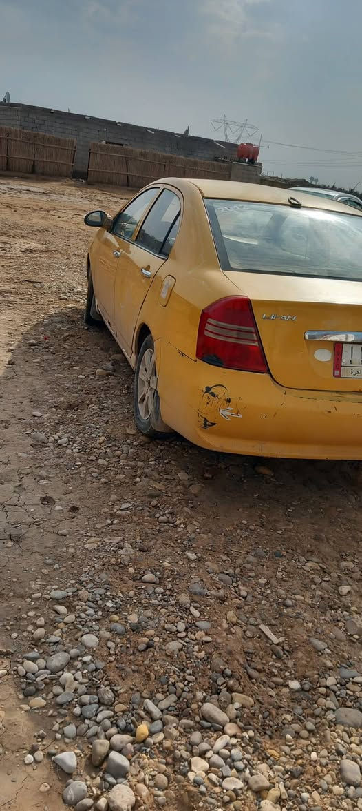 ليفان 620  للبيع 2011 سنويه لل 2027 رقم نجف رايدها ب 20 ورقه 
السيارة محركها كايم الكير مكفول ابيعها عل حطتها 
المكان واسط العزيزيه للاستفسار اكثر الاتصال على الرقم ***********
مكلف بالنشر...
