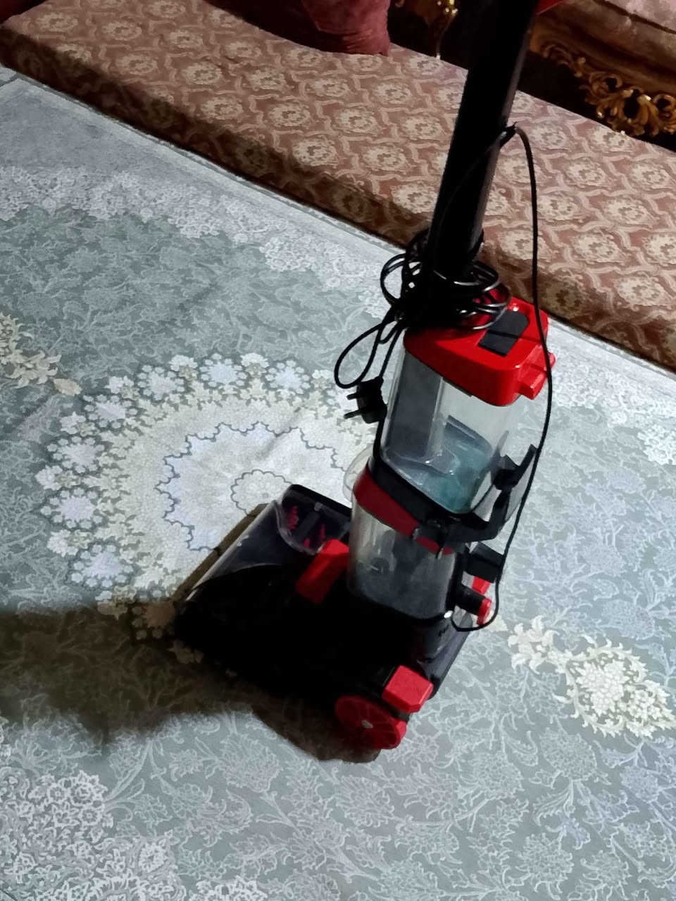 مكنسة غسل مفروشات لغسل فرش و زوالي بيت كهربائي نضيف جديد شغال مابي عيب كركوك, العراق


**إذا كنت صاحب هذا الإعلان وتريد حذفه لأي سبب، رجاءا أرسل رسالة إلى الدعم الفني**