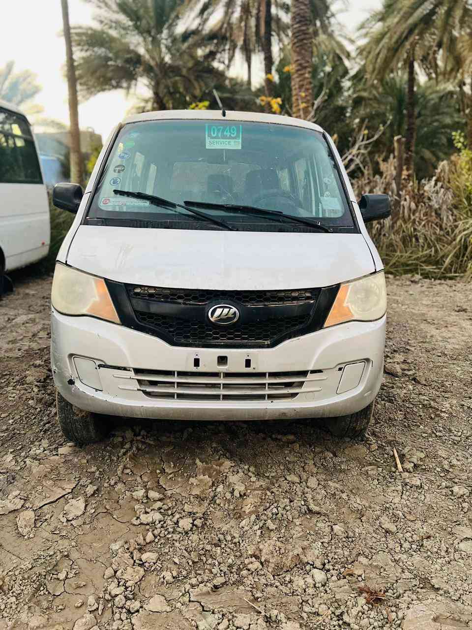 السلام عليكم شباب للبيع ليفان 2013 مزاد وزارة الداخلية 10 راكب كير عادي ع وضع الشركه بدون ضربه وصبغ محرك مسبوشي بلادي مال وكاله الاستخبارات بيه كتاب بسمي وانطيك وكاله بسم المشتري 
السعر 34 $وبيه مجال بسيط للشراي رقم الهاتف***********
