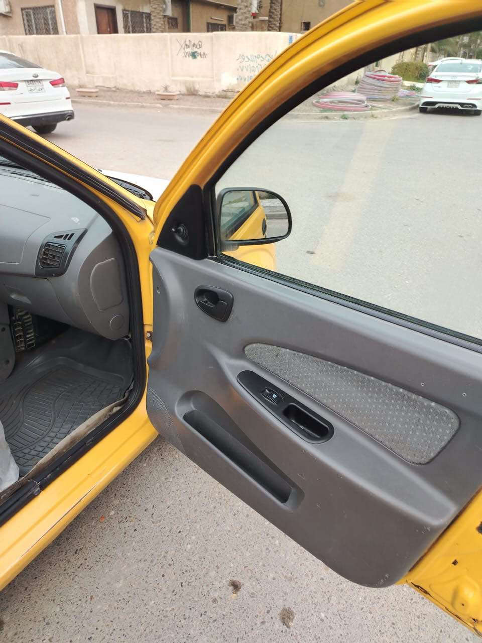 سياره جاهزه من كلشي تبريد تدفئه مكينه جديده حداديه رقم الجديده انكليزي تحويل ثاني يوم جاملغ السايق مبدل فقط بغداد حي الجامعه اوعلي الصالح رقم الهاتف ***********السعر37$ بغداد, العراق
