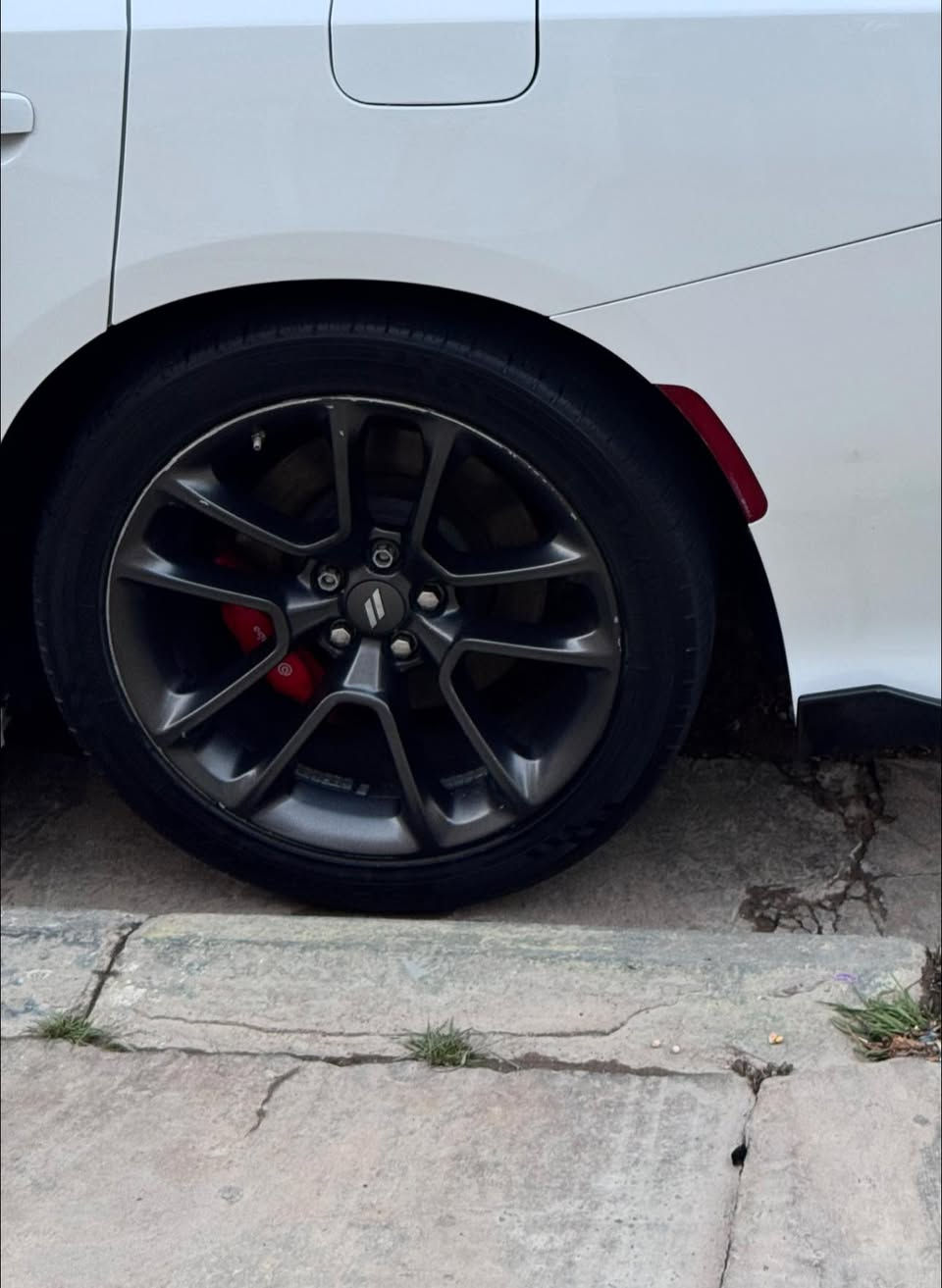 عندي هذا ويل مال سكات اصلي مال سيارة بي تخم تايرات مطلوب مراوس بهذا مال دايتونا


**إذا كنت صاحب هذا الإعلان وتريد حذفه لأي سبب، رجاءا أرسل رسالة إلى الدعم الفني**