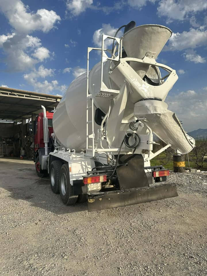 للبيع جدر (٩) متر کل شی شرط
(***********)(***********)
