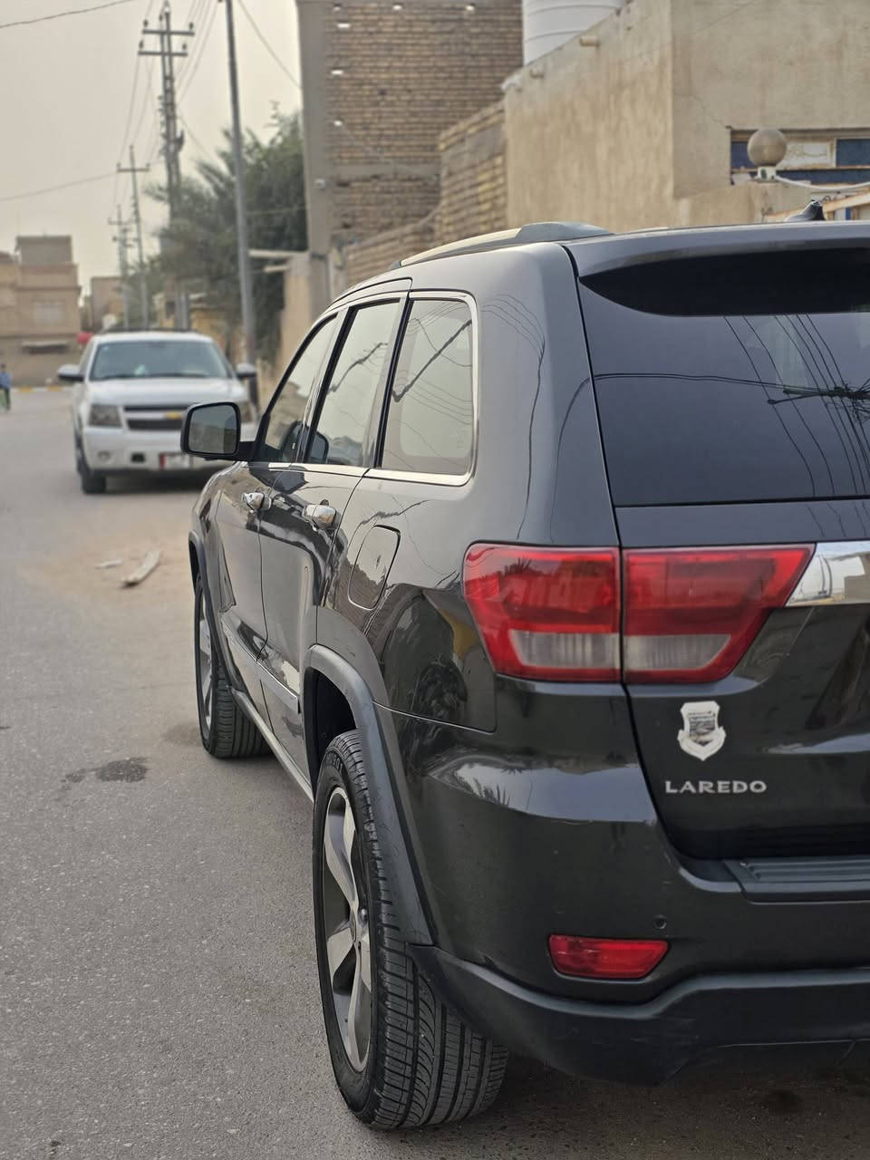 السلام عليكم 
للبيع جيب لاريدو مديل 2011 رقم بغداد بسمي محرك 3.6 تو ويل سيارة داخله كلين بدون حادث با العراق بيها جاملغ وبنيد بدون دواخل ايرباك دشبول داخل جلد بصمه وحساسات سيارة جاهزة السعر 155 عنوان ناصرية سوك الشيوخ ***********
