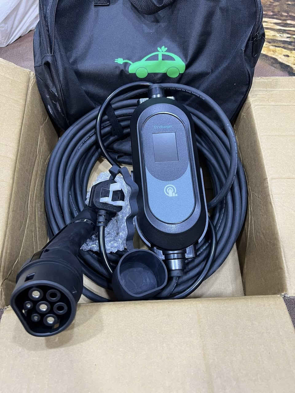 من رخصه الادمن
متوفره 4 شواحن 1 بوكمان و3 جنطه خضره


**إذا كنت صاحب هذا الإعلان وتريد حذفه لأي سبب، رجاءا أرسل رسالة إلى الدعم الفني**