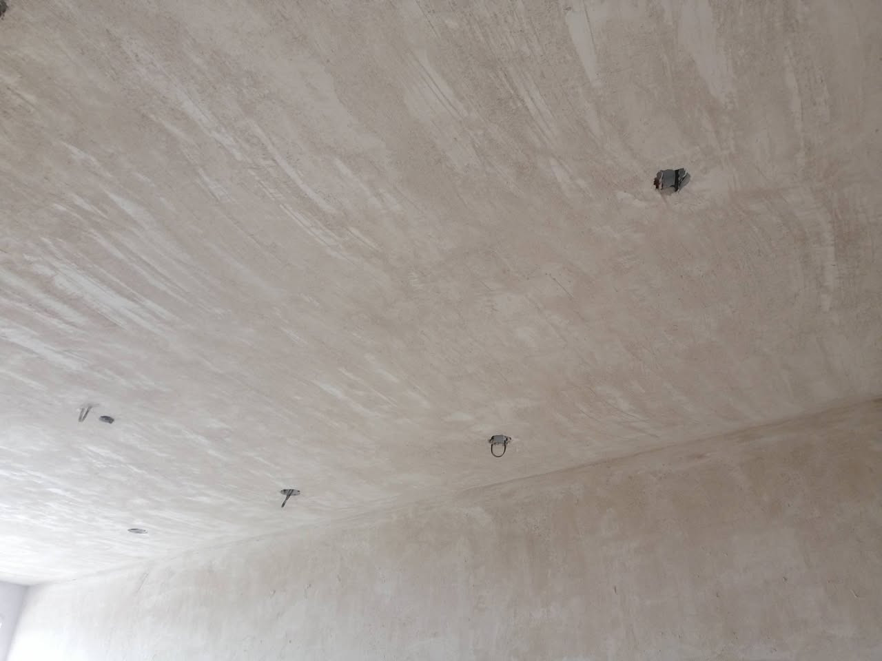 خلفه 
جص وبورك 
مع كادر كامل 
جص بورك سيراميك لبخ وجهيات 
تشميع خارجي تشميع داخلي 
شغل تخريج مهندس 

***********
***********
