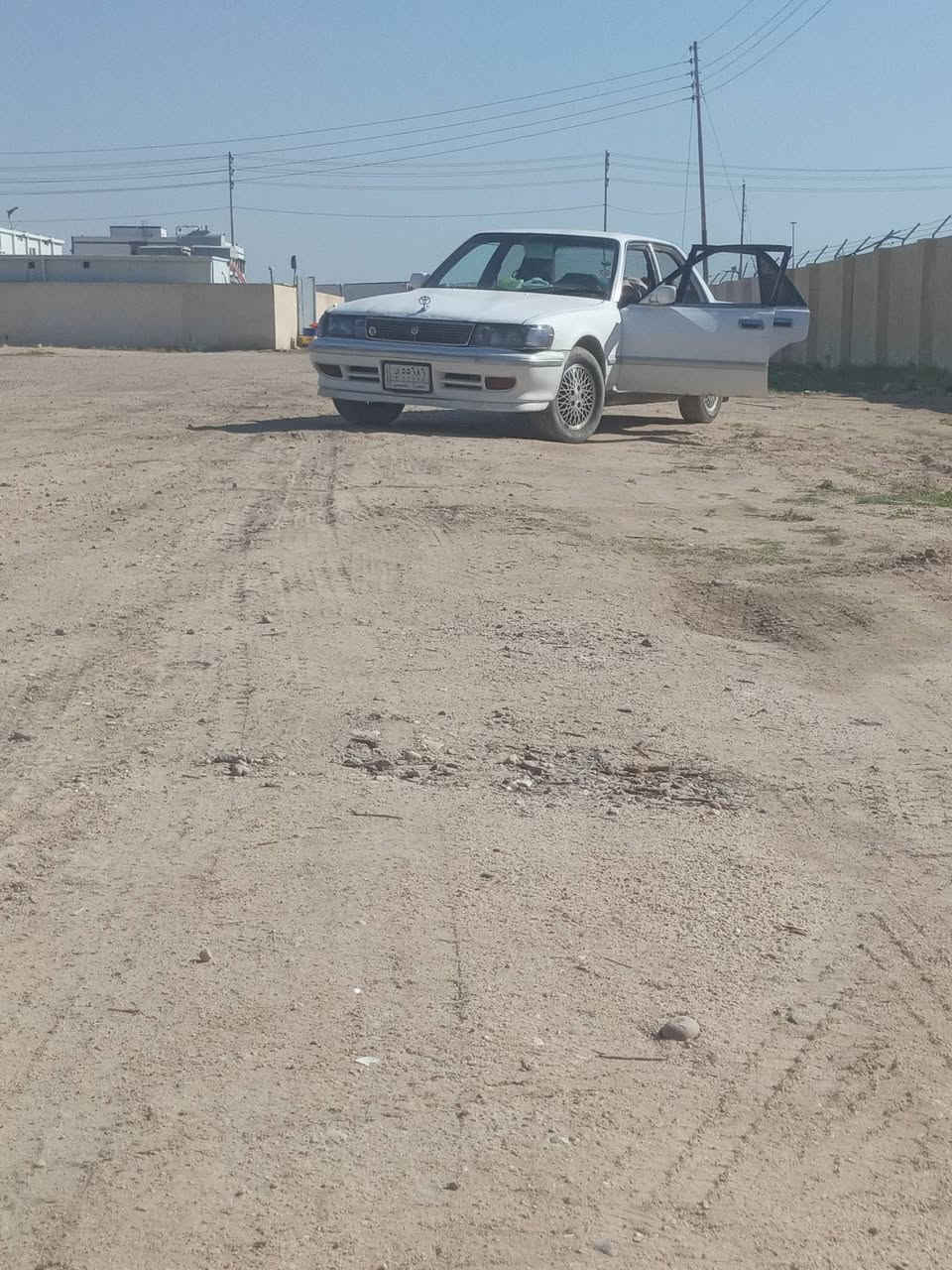 السلام عليكم من رخصت الادمن 
مارك كربلائي رقم بصره راعيه بابوالخصيب بس رقمه ضاع سنويه  27 تنتهي مني السيارة بيه بدايه براس خفيف والباقي شوف العين السعر 35 ***********
