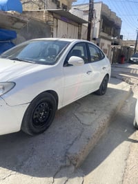 اخواني الانترا موديل 2011 بيها جاملغات الاماميه واحد مبدل وحد مضبوغ صد...