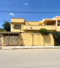 الطيران قرب مجلس النواب • ٢٠٠م • سند طابو ملك
