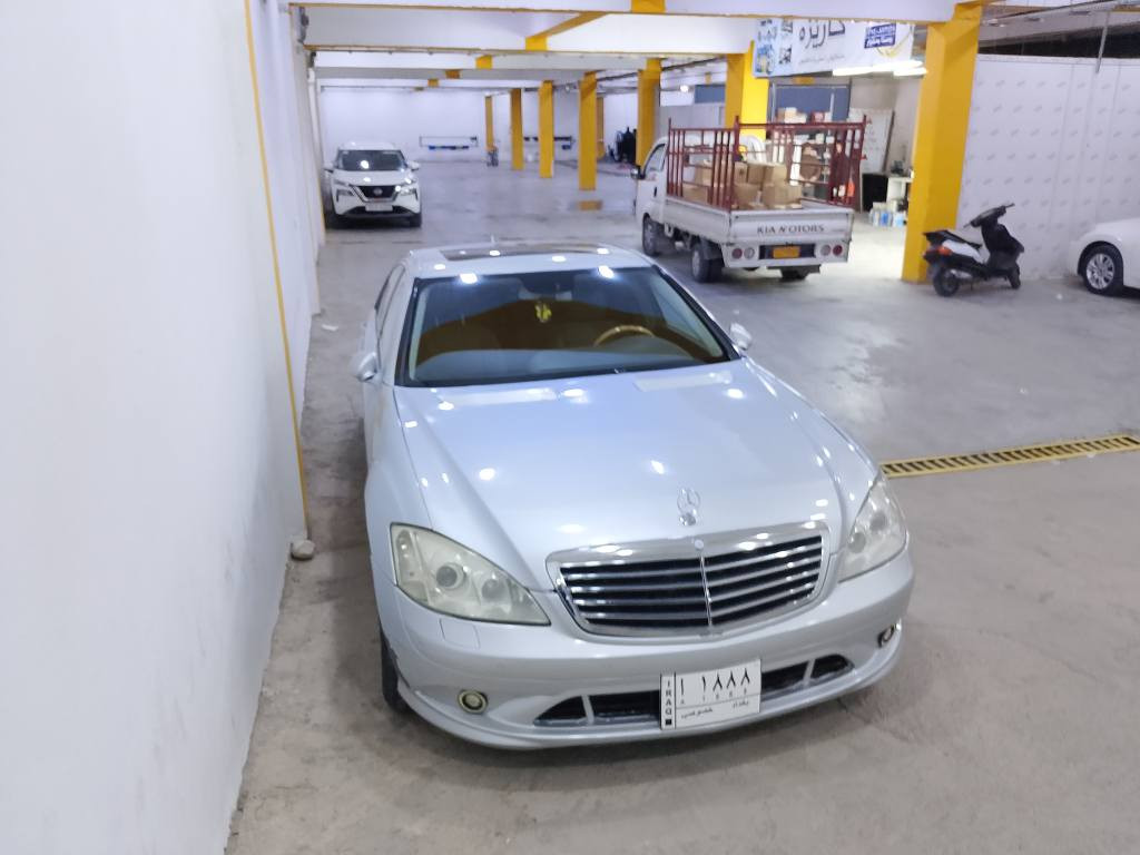 مارسیدس s350بۆفرۆشتن 4تایە لۆک 5پەردەسلاید تەبریت سارد گەرم سەیارەکە ساقە بئ ڕەقەم هەموی مەزبوتە کارەبای مەزبوت گۆڕینەوەش دەکەم سعر 75 عام فڕنەلەسەر ساقی دوبەی لەکەلارم ژمارەکەم *********** كالار, السليمانية
