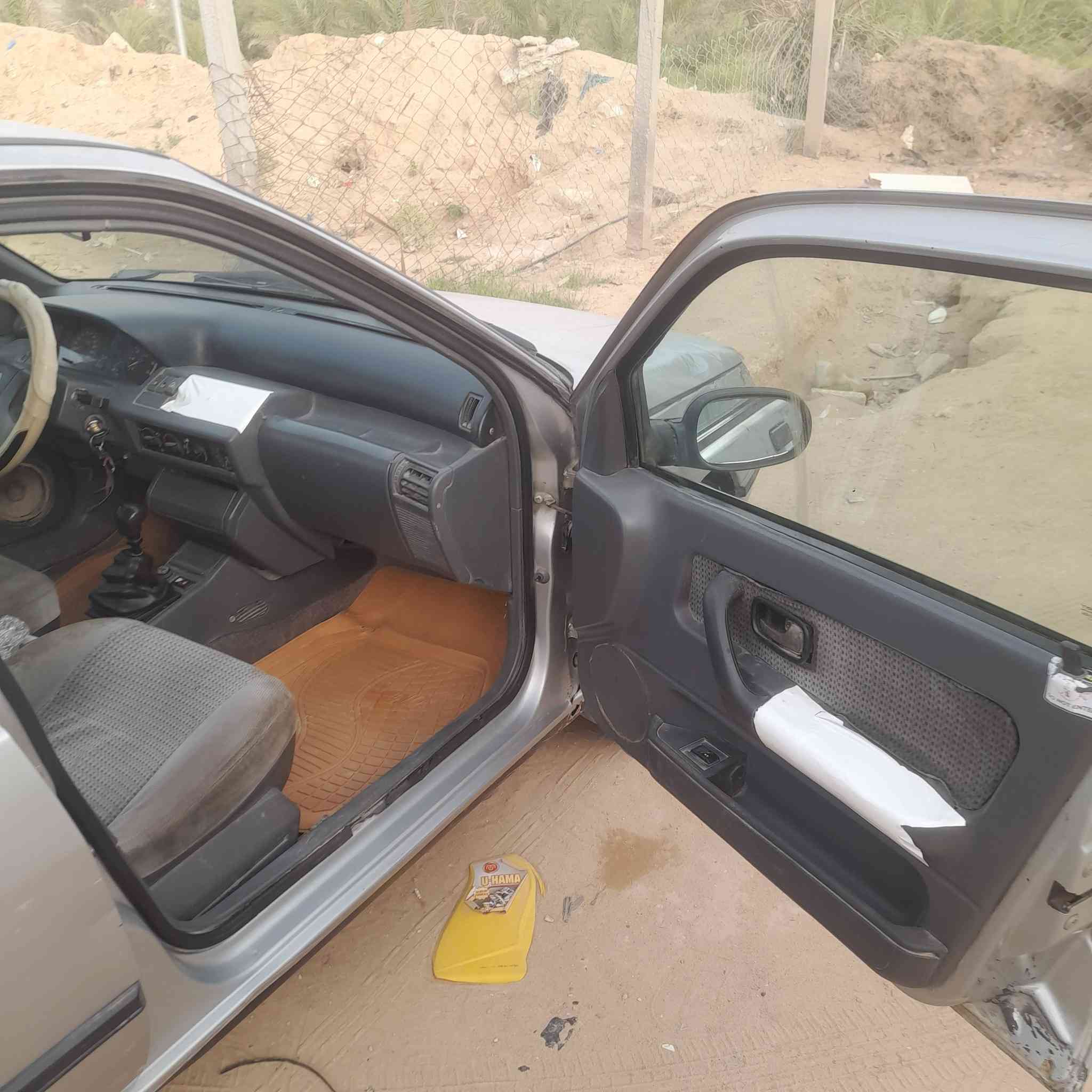 سلام عليكم سياره رينو موديل ٩١ رقم كربلاء بسمي سياره بلاديه مكينه وكير مكفولات حداديه جديده كهربائيات شقاله من الطول للطول سنترلك شقال البدي مكفول من الصبق والخياس شواصي مكفوله تخم تاير جديد مكان السياره النجف الحيدريه السعر 22 وبيها مجال الرقم  ***********
