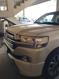 مونيكا • ٢٠١٧ • ٢٠٠،٠٠٠ كم