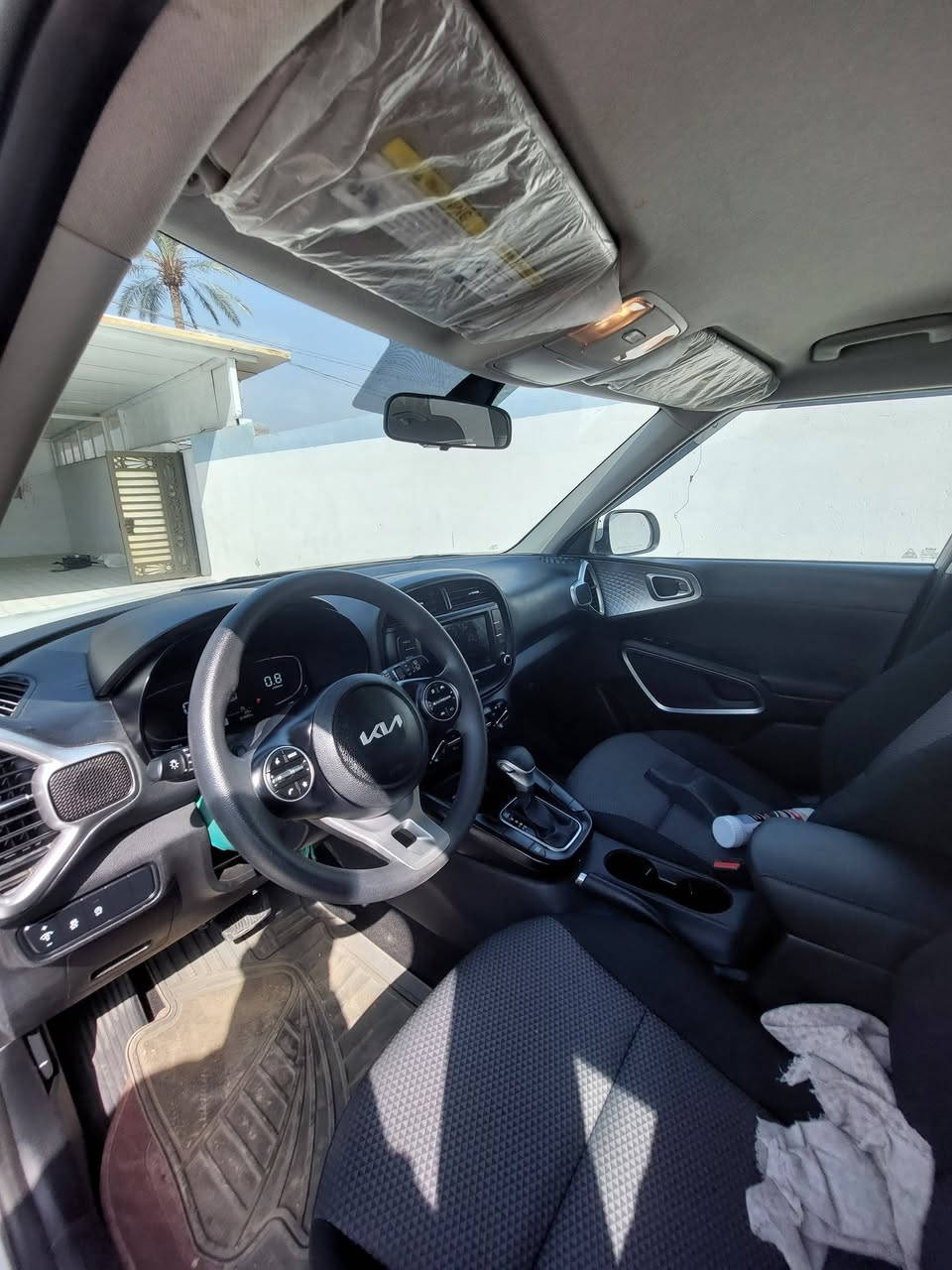 السلام عليكم
للبيع كيا صول 2023 امريكي فقط بارد 
الچاملغ الامامي بارد
اسياره جديده ب معنى الكلمه مكينه كير حداديه كله جديد على وضع الشركه 
رقم بابل دولي الجديد السعر 163
للاستفسار 
***********
