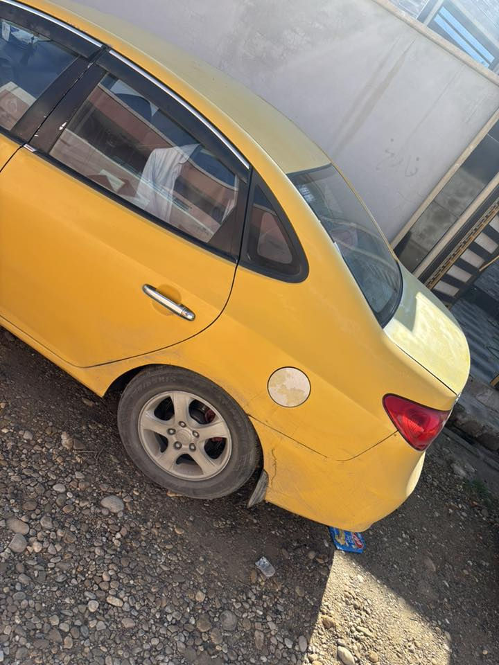 افانتي  موديل 10 بسمي. اني شرعي مكفول شاصي الغد حوض تكم قماره جملغات خلفيه مكفول محرك كير مكفول تبريد ثلج صدر امامي خلفي قبل يومين مسوي كولللله  تخم تابر جديد بس عوزه صبغ سعر 100 مكان ايسر ***********
