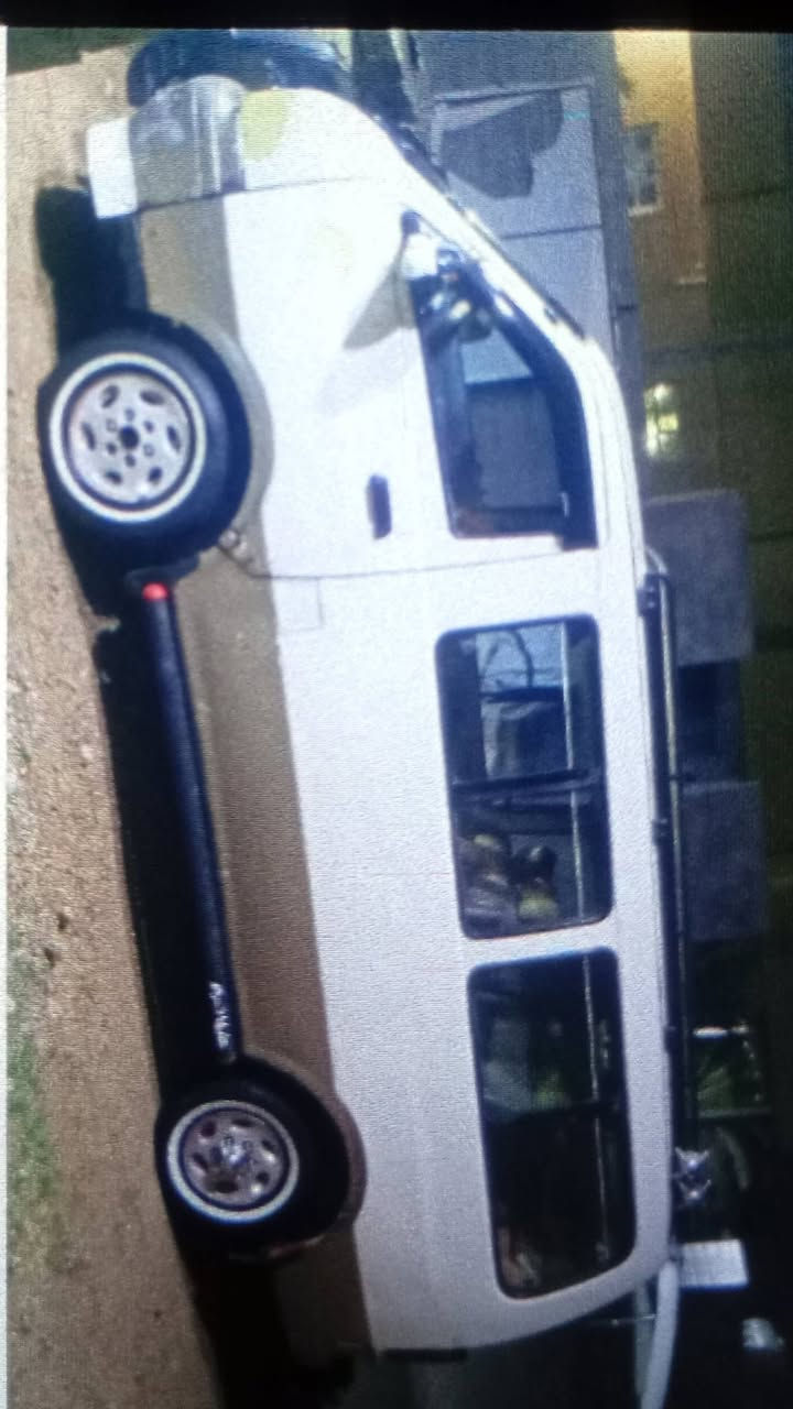 سياره بريجو موديل 2004 مصفره سنويه جديده السعر 60 وبيها
***********
