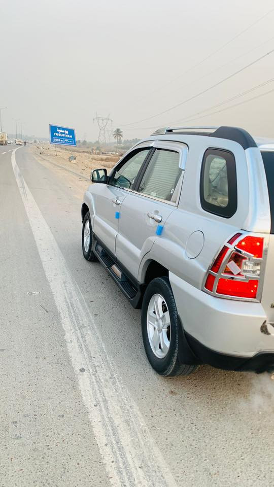 السلام عليكم
كيا سبورتج موديل 2009
مكينه 2000مكفوله 
ميكانيك مكفول 
تبريد ثلج. 
كفاله من الصبغ والبارد (حالوب قليل )فقط 
سياره جديده 
ماشيه 111الف 
مكاني بغداد المحموديه 
السعر ::120$ وبيها مجال  
الاستفسار ع الرقم 
***********
