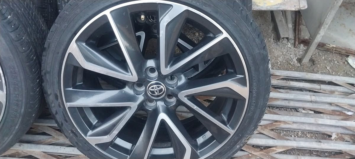 السلام عليكم شباب تخم ويل كب كورلا امريكي se حجم ١٨للبيع او مراوس مكاني بغدادهاتف ***********وبيه واتساب  الشراي يراسلني واتساب اوخاص لان مامتواجد ع التعليقات
