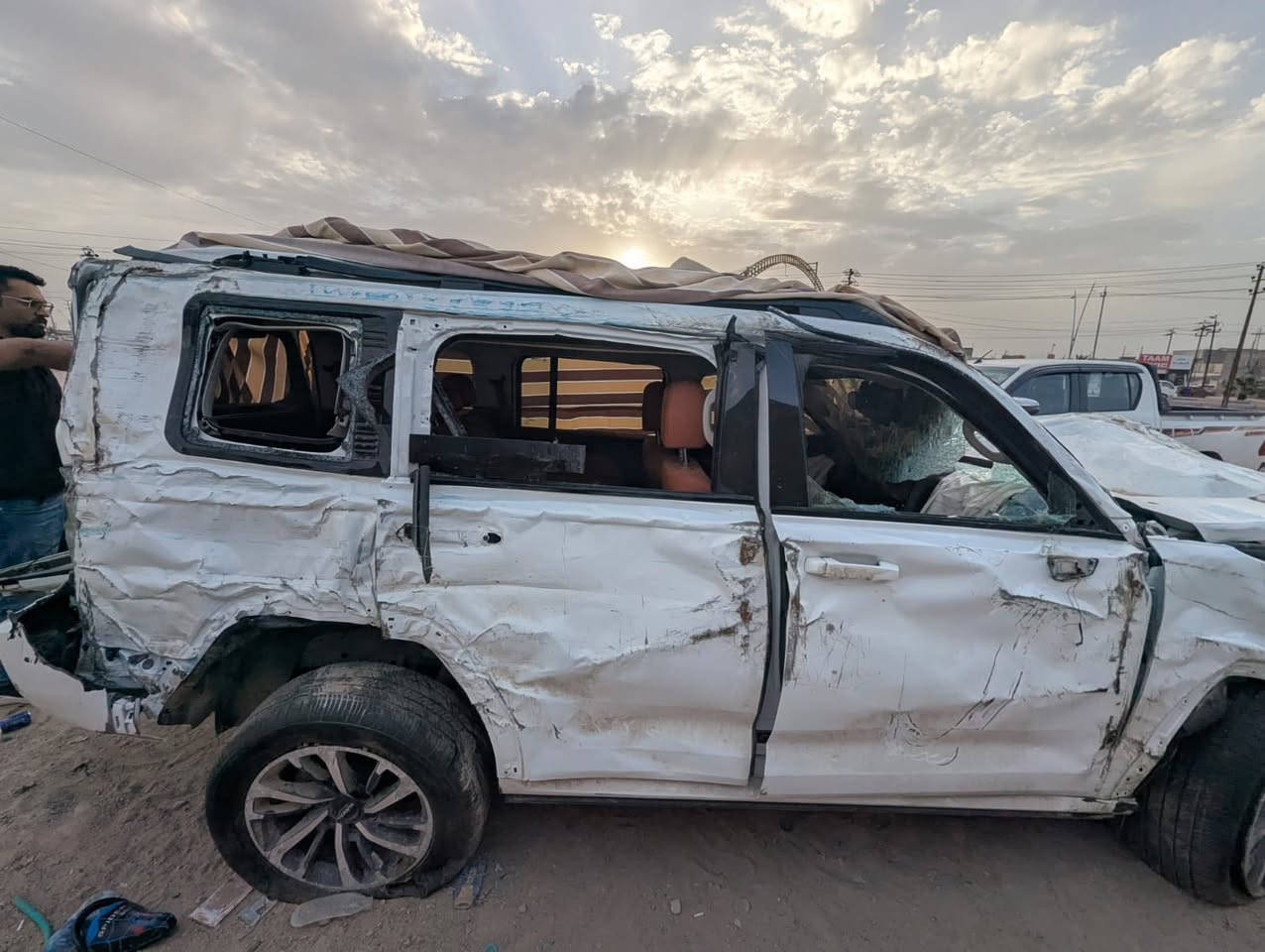 السلام عليكم 
هافال H9 للبيع على حادثتها 
للاستفسار 
***********
***********
