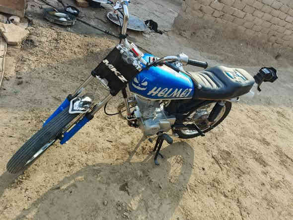 سلام عليكم دراجة للبيع شاصي 20 نامه وتعمير 25 مكفولة السعر 750 وبيهة مجال الرقم ***********
