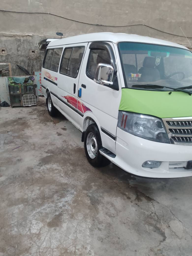 السلام عليكم سياره فتون للبيع سياره جاهزه من كلشي سياره موديل 2014سياره بسمي هستوني محولها رقم دولي تحويل ثاني يوم سنويه لل2030 محرك جديد وكير واكسل ياباني تخم تاير كهربائيات كلها شغال المكان البصره السعر 75رقم التلفون ((***********)) البصرة, العراق
