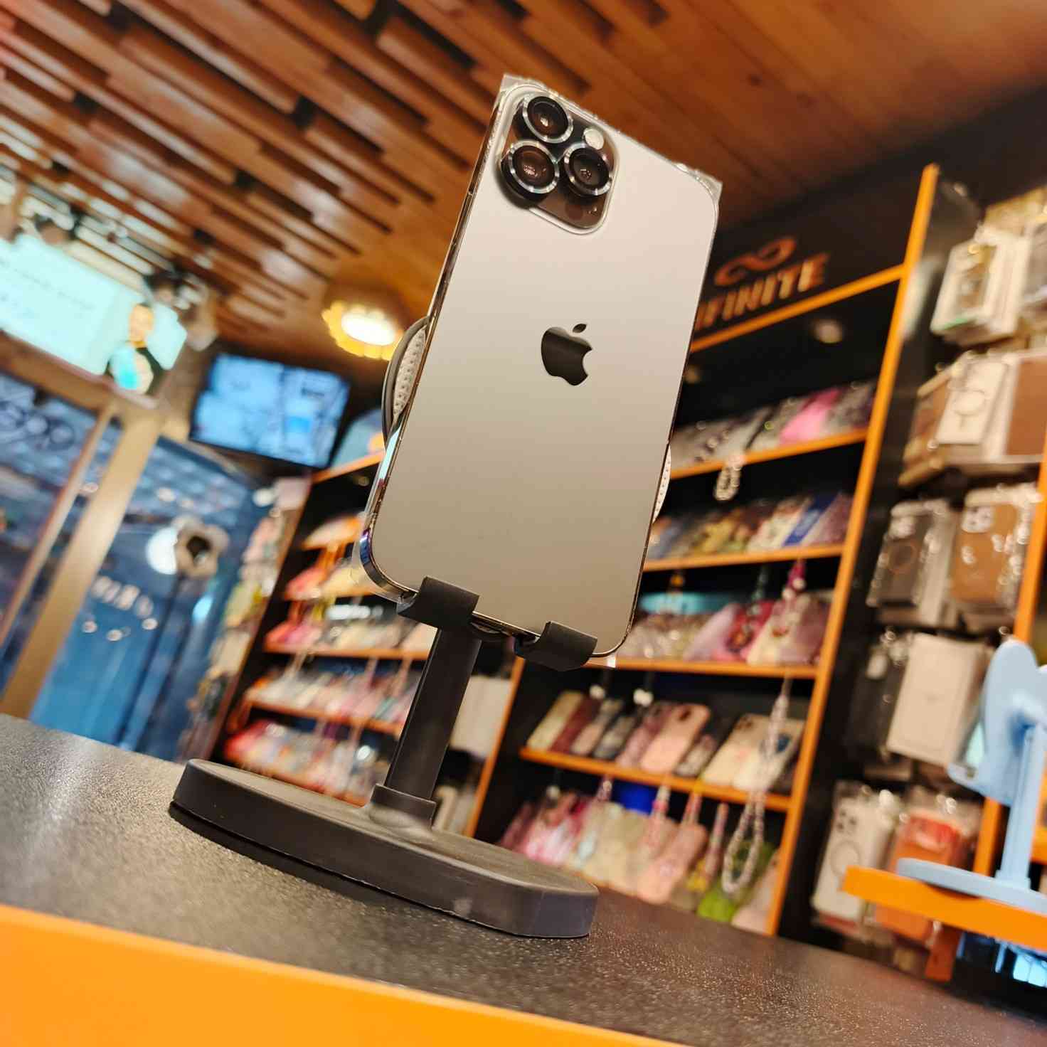 #متاح هاتف مستخدم ❤
# iphone 13  pro max 
الذاكرة 128 GB
البطارية 100 %
دبل شريحة ❤
الهاتف مستبدل شاشة   ❤
بصمة لوجه متوقفة تحديث 
#السعر  495 الف فقط 

#العنوان _الانبار _قضاء هيت _ شارع حامي حميد _مجاور مجمع الملكة أو مقابل مكتبة الأقلام _ مركز الباشا 💥
#لتواصل معنا : 
واتساب / ***********
الانستا / albasha-mople
