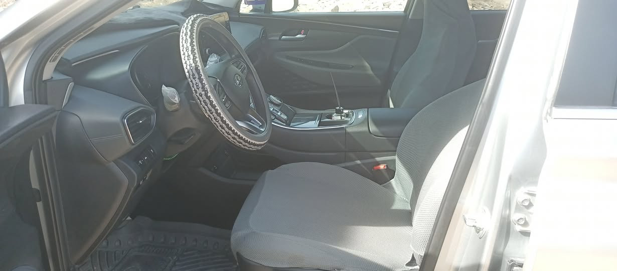 السلام عليكم ورحمه الله
سنتافي 2023 وارد امريكي
حادثها قطعتين خلفي بس
جاملغ مصبوغ وباب مبدل بدون دواخل
صور الحادث بالمنشور
ماشيه 30 الف ميل فقط
سياره جاهزه للأخير مابيها اي نقص
كير ومكينه وكهربائيات وحداديه كلهن كفاله
حره بدون رقم تترقم جميع المحافظات
السياره بيها كامره خلفيه وحساسات الكشن يدوي يعني مو فول مواصفات
مكانها السماوه
سعرها 190 وبيها مجال بسيط
***********
