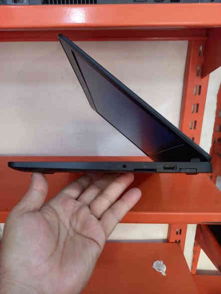 لابتوب  dell
الجيل السادس
المعالج كور أي  5  الجيل 6
الهارد  256    ssd  m.2
الرام 8.    ddr4 
كارت الشاشة  4  شير 
حجم الشاشة  14
الشحن اكثر من ساعتين 
الشاحنة اصلية 
يوجد منفذ تايب سي للشحن ولنقل البيانات  
الجهاز مكفول من العطل والتصليح الملحقات شاحنة وجنطة 
السعر   180
للمزيد من العروض ادخل على اعلاناتي 
***********
***********
يوجد توصيل

تتوفر مجموعة لابتوبات بأسعار مناسبة ومواصفات مختلفة
