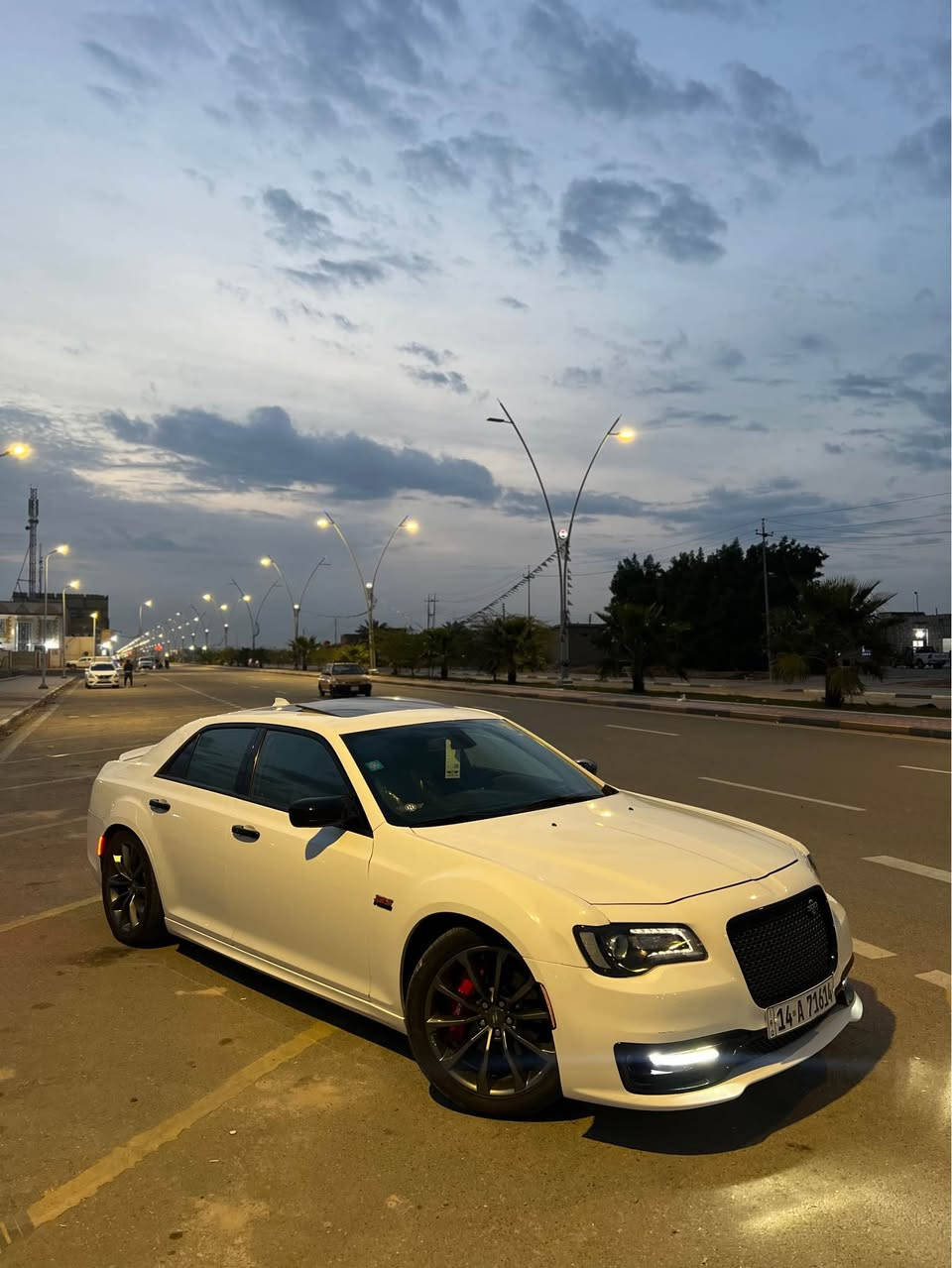 للبيع كرايسلر. RT 2018 اصل بلاديه رقم بصره حره ب اسمي تحويل كفاله من الفتح كير مكينه عليه اكسل SRT ويل كب SRT اصلي وبيها برمجه SRT وعليها دبات SRT اصليات السياره مواصفات معروفه بانوراما تتفى كشنات كشنات حضن ختم S سياره بلاد واصل Sوارد امرييكي فقط دعاميه ومن دخلت بيها فتح. 6قطع فقط فتح براغي  ليبل واحد كلها بدون لاتبديل ولاصبغ  وبلعراق نصبغ بيها بنيد فقط والسياره حلوه خير من الله سعر 215 وبيها مجال بسيط شراي تفاصيل اكثر هاذه رقمي اتصال فقط *********** العنوان البصره
مكلف بلنشر رقم راعيها موجود الزبير, البصرة
