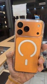 يالله  ايفون 17 pro max  256  برتقالي ZA عدد دورات الشحن 3  الجهاز اقل...