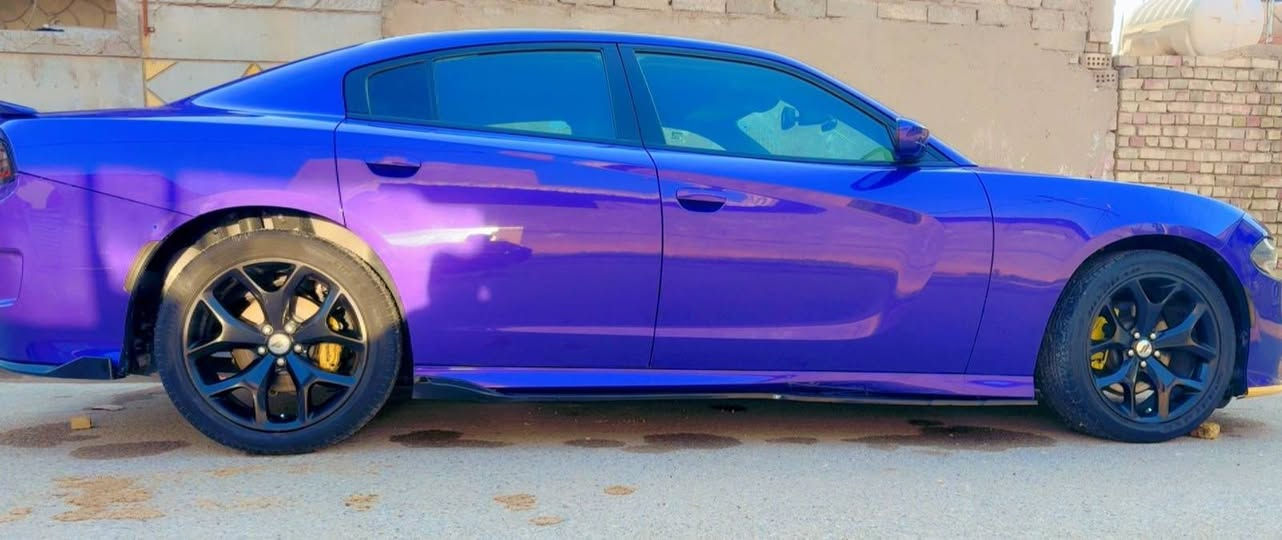 جارجر موديل 2019 ( خـليـجـي )
سيارة جديدة جدا مكفول بدون حادث
فول مواصفات بصمة سلايد فتخة سقف 
شاشة كبيره لمس كاميرا حاسه راردارت حاسات 
 تحكمات ستريت بلوتوث اوكس كار بل محرك 6 سلندر ه
محرك كير واير بشرط مامفتوح 
سيارة حيل نظيفة كلشي عل بلاد جديد 
سنوية هزة كلشي جديد مدفوع لـ
باسمي السنوية بشرط تحويل وغرامـة
سيارة مابيـها دينار مصرف كامل من كل نواحي
رقم صاحب سيارة ***********
