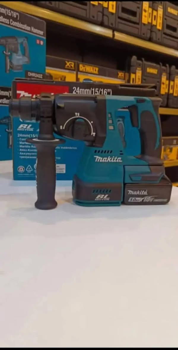 Makita
***********
