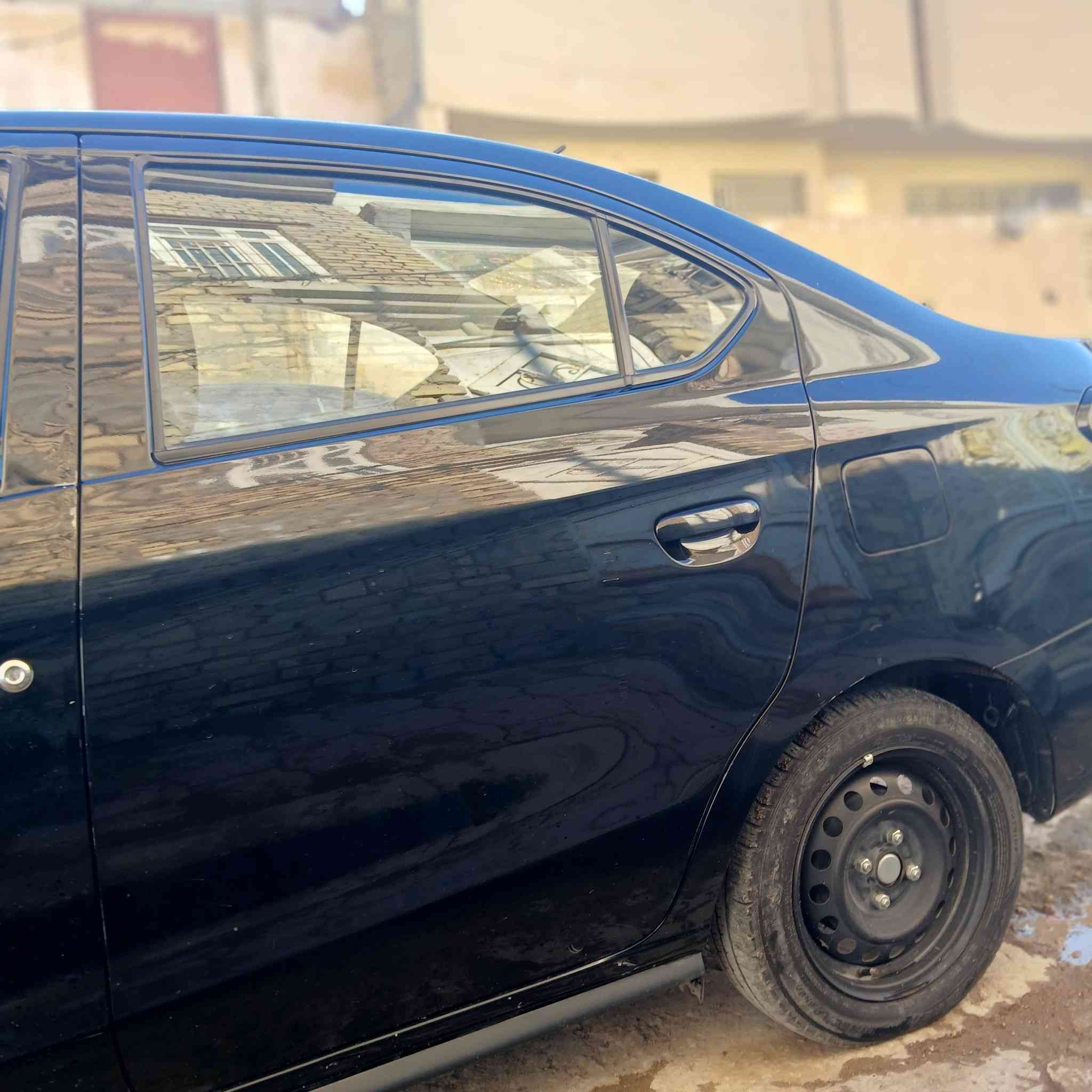 سلام عليكم متسوبيشي ميراج ٢٠٢٣ رقم جديد وارد أمريكي ٣ بستم سعر ٨٨ موبايل ***********
