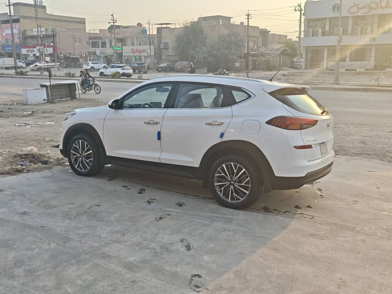 مكفولة – بحالة ممتازة

🔹 ملاحظة مهمة:

تم تبديل البنيد الأمامي (أصلي وكالة) بسبب حادث سطحي بسيط جداً، والبنيد القديم موجود.

🔹 المواصفات:

داخلية صاج

شاشة كبيرة

حساسات خلفية

كرسي كهرباء

تشغيل بصمة

مرايا شفط

لايت أمامي عدسة

ماشية 127 الف كيلو

🔺ملاحظات السيارة : فقط غاز تبريد + درايم شفت اليمين

📌 مكان السيارة بابل _ الحلة


**إذا كنت صاحب هذا الإعلان وتريد حذفه لأي سبب، رجاءا أرسل رسالة إلى الدعم الفني**