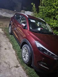 توسان خليجي 2016 ماشيه 76 محرك وكير ع وضع الشركه للمراوس او بيع مكفوله...