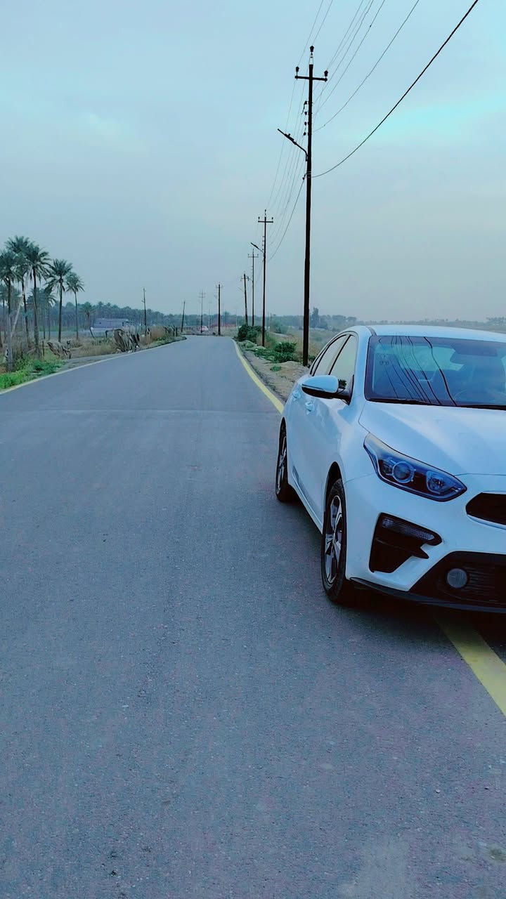 سيراتو موديل ٢٠١٩ خليجي شمالي الرقم الجديد سنويه وهزه جديده مواصفات ال١٩ معروفه كامره خلفيه تحكمات كشنات جلد عمان ويل كروم محرك ١٦٠٠ السياره كفاله عامه عدا بارد قليل جدا السعر١٥٥ ورقه  استفسار اتصل *********** مكان السياره بغداد بسمايه
