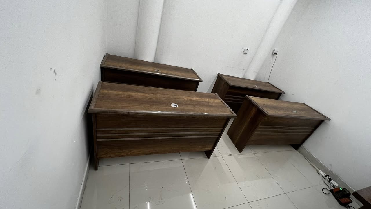 ✨ رويال للأثاث والديكور ✨
جمالٌ يبدأ من تفاصيل بيتك 🏡
نُصمّم لك غرف النوم والديكورات العصرية حسب ذوقك وقياساتك الخاصة.
خشب فاخر، ألوان أنيقة، ولمسة فنية تميّز بيتك عن الجميع 💫

📞 للحجز والاستفسار: ***********
📍 تابعونا على صفحتنا: رويال للأثاث والديكو
