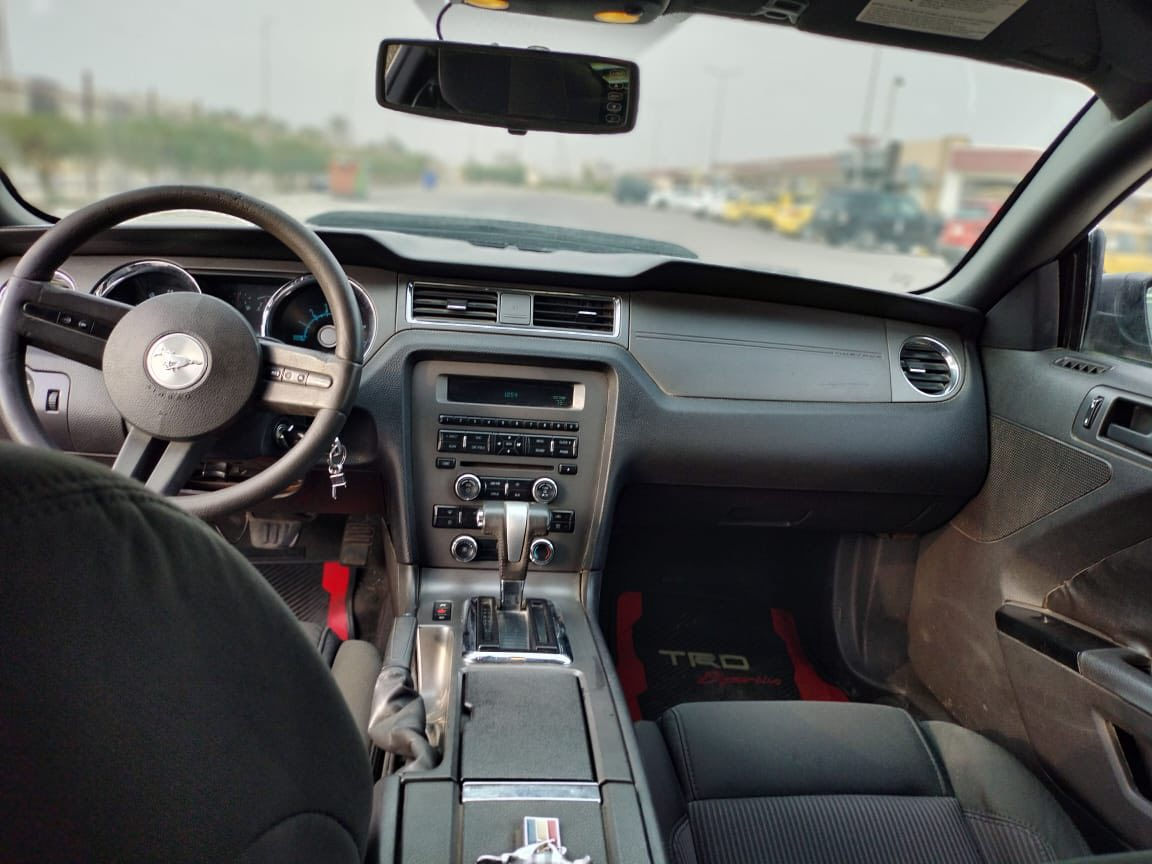 موستنك مديل 10 كلشي بيها جديد من مكينا من كير من كلشي لبيع معروضه 70 وبيها مجال فقط تصال ***********
