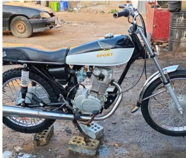 Q
السلام علیکم اربعه کیر اصولی اوراق سکنر تعمیر جدید تجي وشوف احله من صوره فقط شاصي ومکینه 2018 دراجه فول مستعجل عله بيعتها سعر475وبيها مجال حك جيه متواجد فيس وهاذ رقمي *********** وشرای بی خیر ويدلل
