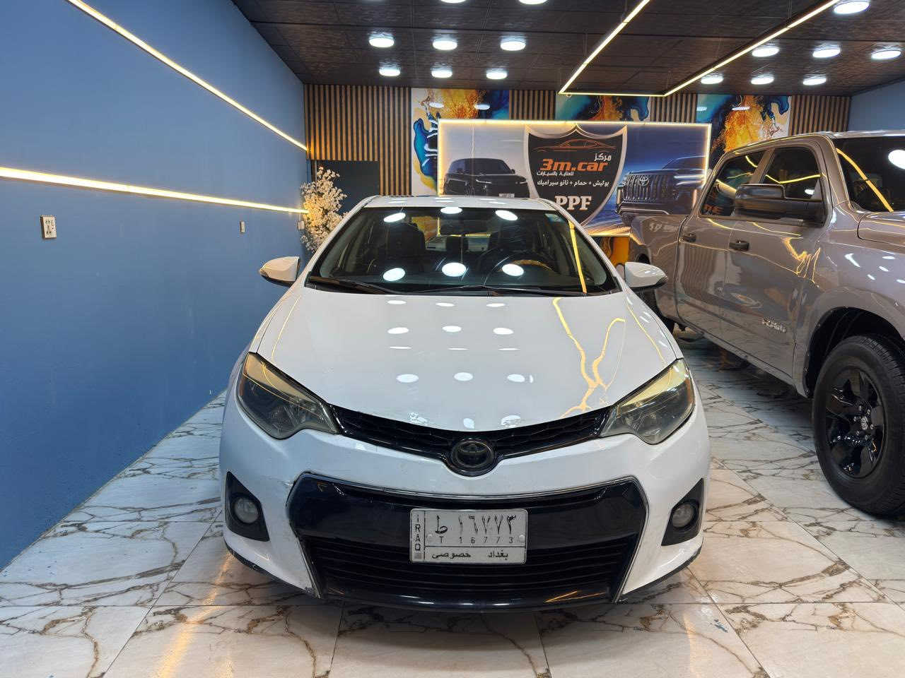 كورلا 2016
نوع sport 
ماشيه115 الف امريكي قابل للزيادة 
رقم بغداد مشروع وطني ب اسمي 
حادثها جنطه كامله مع جاملغ اثنينهن
سيارة نظيفة گير مكينة 
مكانها كربلاء
سعرها ١٢٣ وبيها مجال 
للاستفسار ***********
