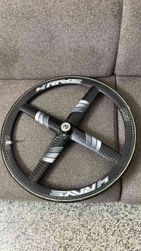 عجلة كاربون • PRO 4 Rays • تيوبلر سباق