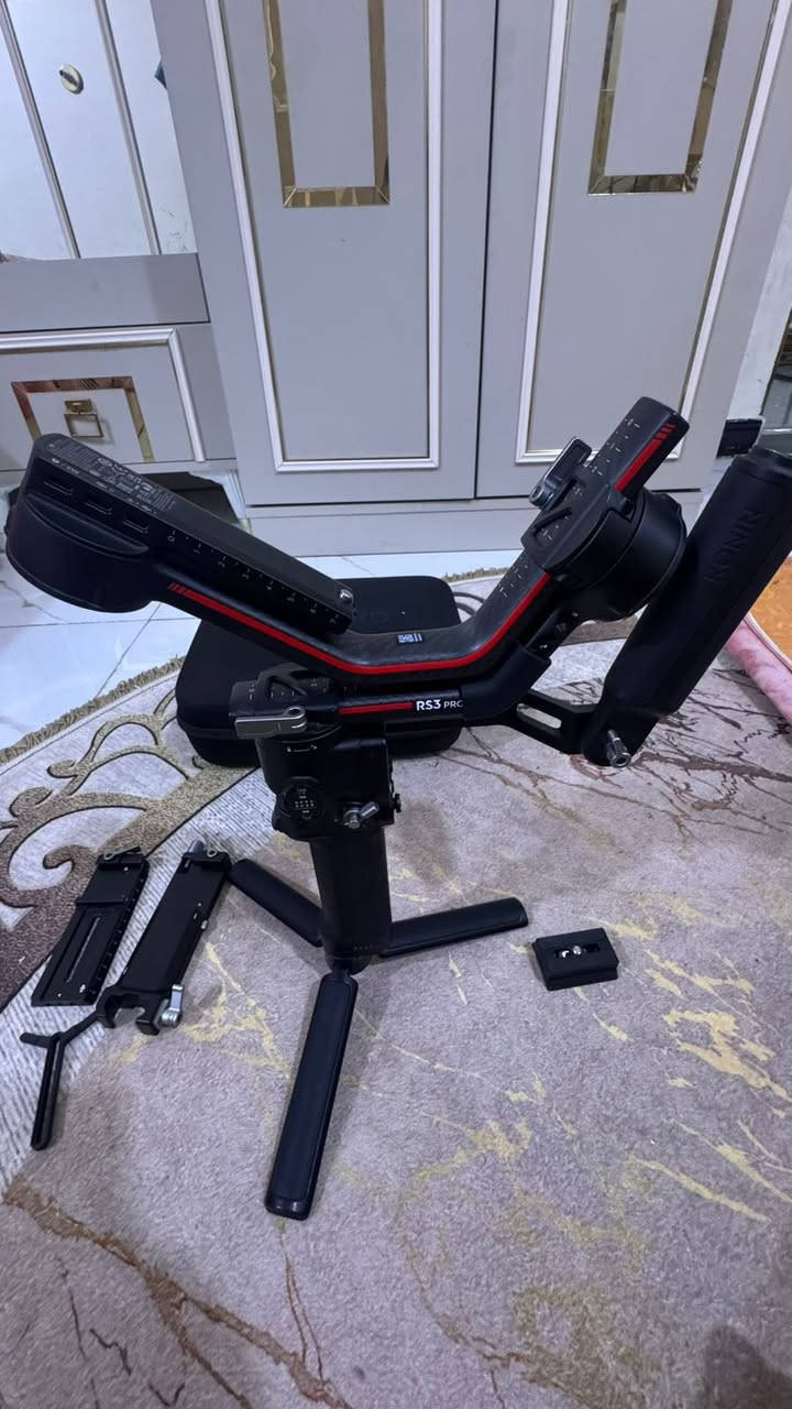 RS3لبرو كوبو نضافه95/100ستعمال يومين بس ولله سعر900 بيه مجال قليل مستعجل  رقم ***********
