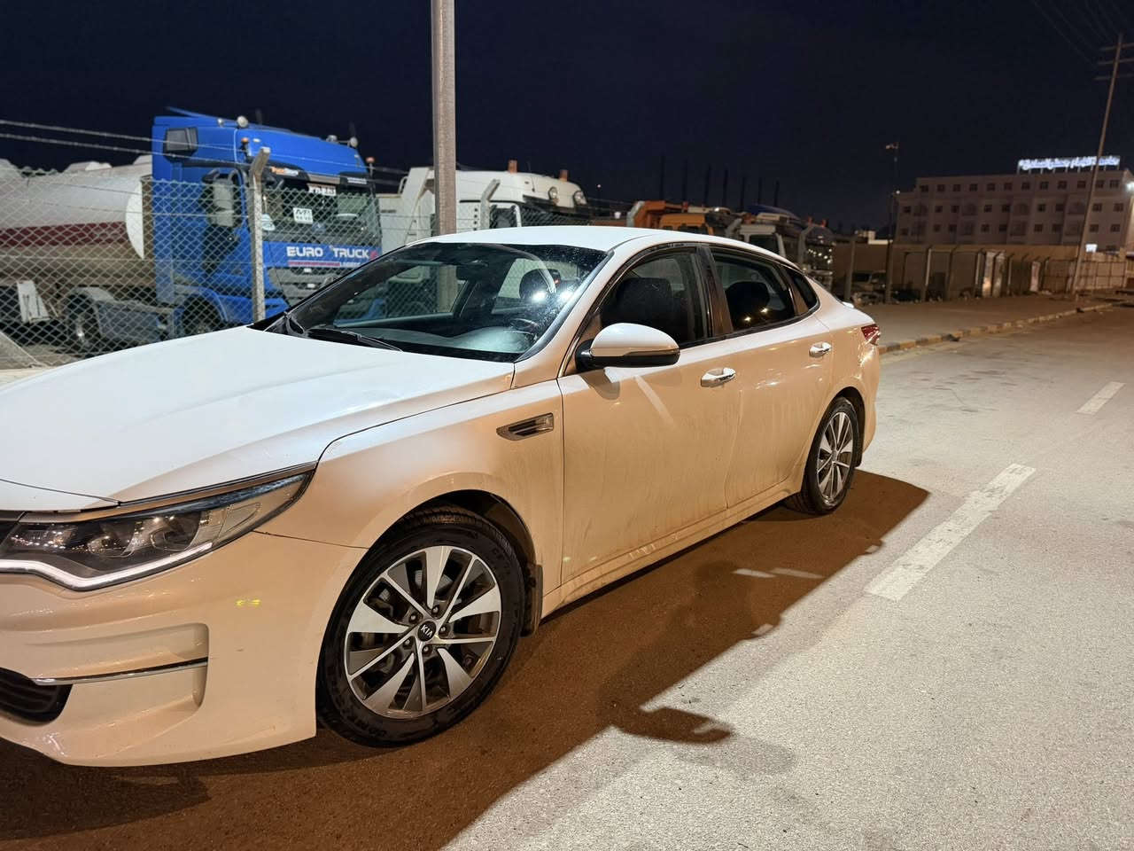 اوبتيما ٢٠١٦ امريكي
سعر ١٢٥
رقم واصط 
مكان ديوانيه 
جاهزه للخير حداديه مكينه كير جاهز
***********
