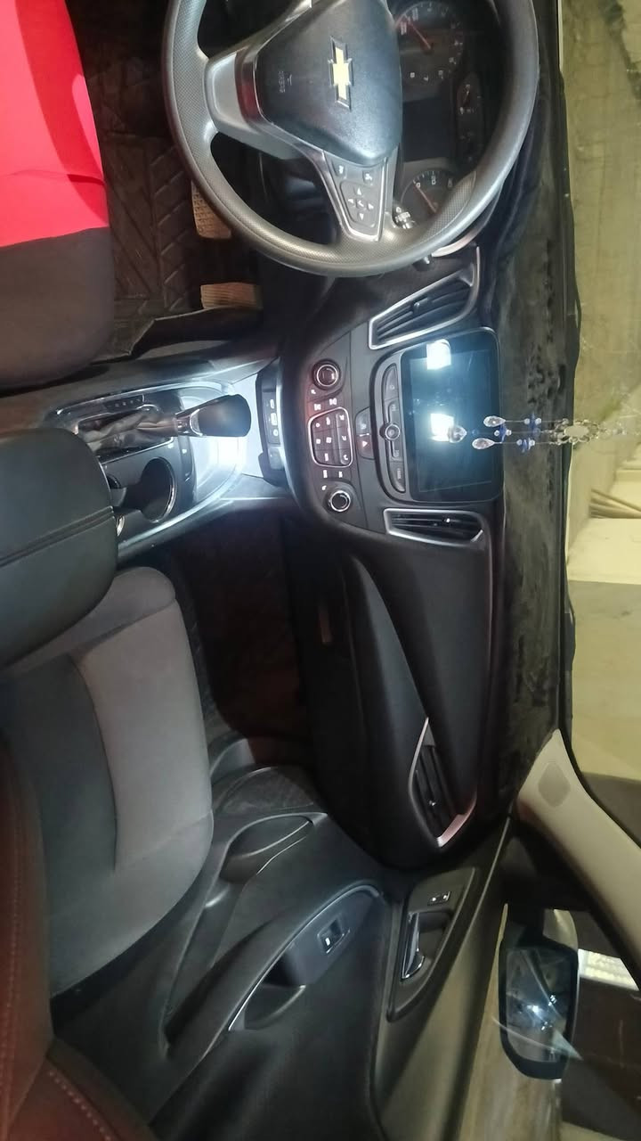 سلام عليكم ماليبو مديل 23رقم ذي قار معوقين مابيه تبديل حادث بصيط صوره الحادث مرفقه ماشيه 90 الف كيلو متر سياره جديده بس لدوام البجم بلادي ماملعوب بيه السعر 125 مجال بصيط *********** واتساب بيه
