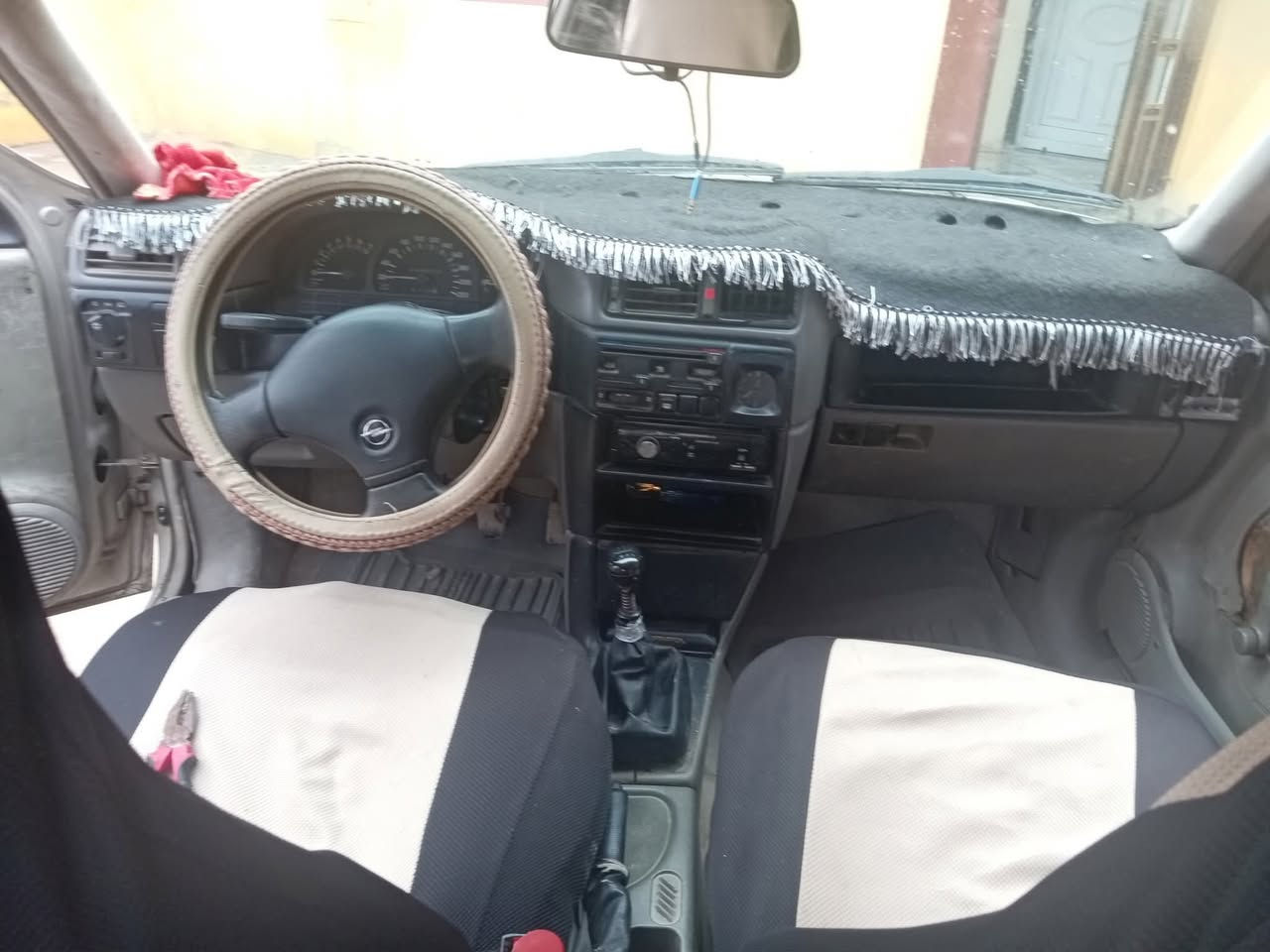 فكترا موديل 91 حجم 18
گير محرك شرط
رقم نينوى دولي السياره بأسمي
كابون ماستر( الجديد)
بيها بارد بالتكمه جهة النفر + اكو ملاحضات بسيطه السعر 35 وبيها مجال للاستفسار ***********
